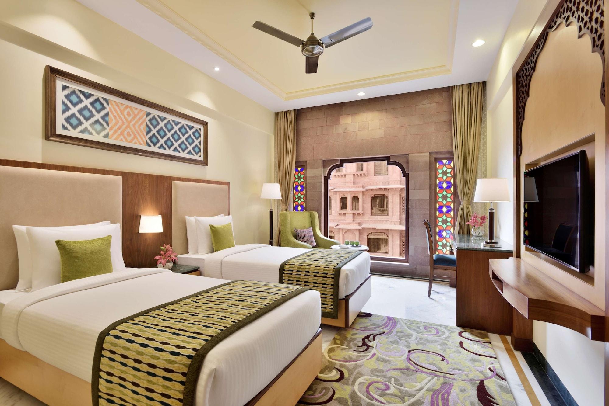 Radisson Jodhpur Hotel Jodhpur  Eksteriør billede